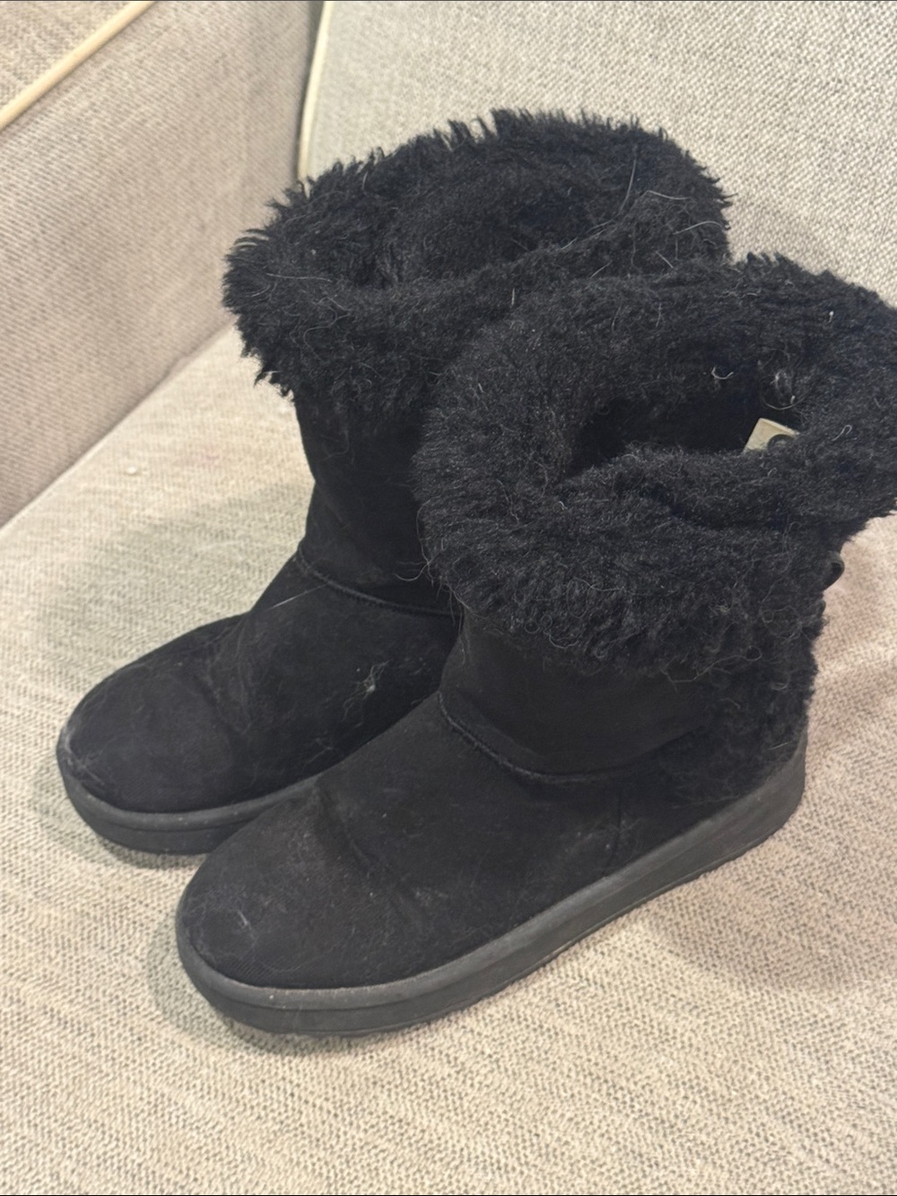 SO Black Faux-Fur Lined Kids Boot
